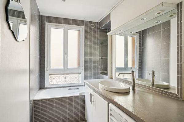 Vente Appartement de luxe Paris 9 5 Pièces 147 m²