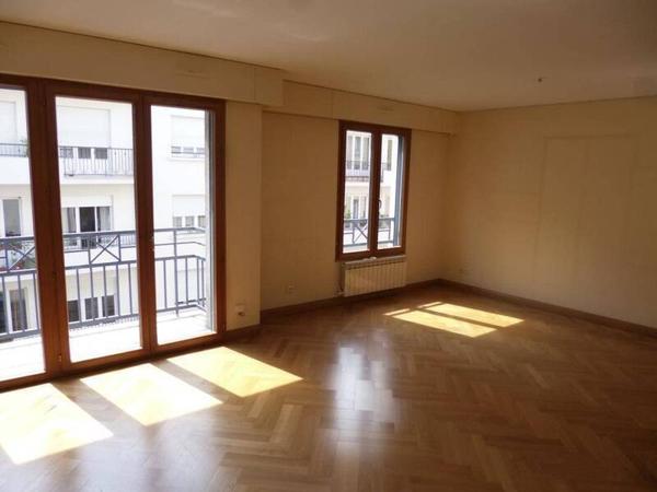 Appartement 3 pièces                                        - 69006 Lyon 6e  Arrondissement Réf : 5589