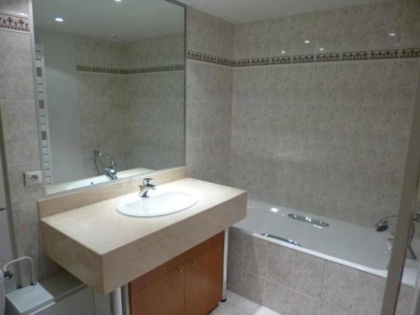Appartement 3 pièces                                        - 69006 Lyon 6e  Arrondissement Réf : 5589