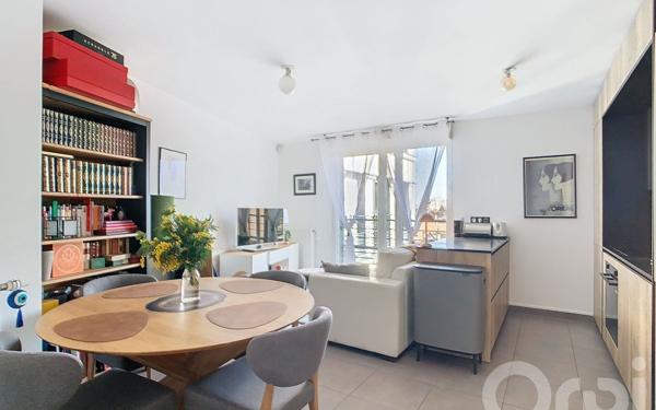Appartement à louer    3 pièces • 60 m2 Maisons-Alfort
