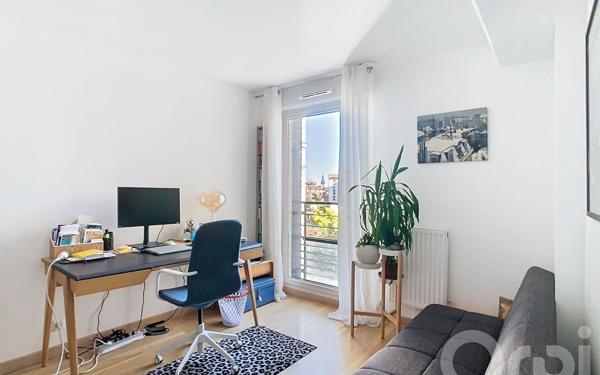 Appartement à louer    3 pièces • 60 m2 Maisons-Alfort