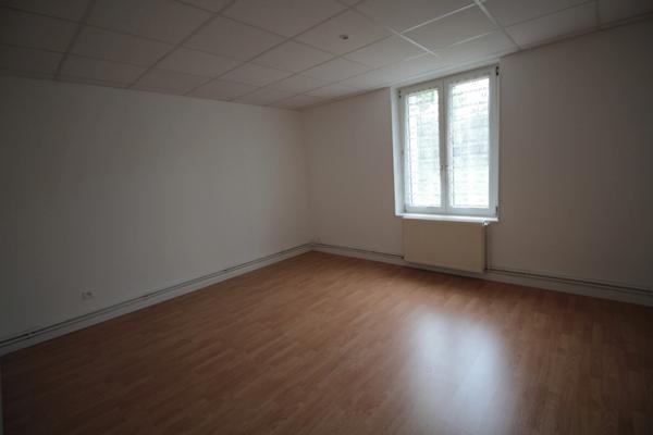Dpt Moselle (57), à louer BOUZONVILLE appartement T4