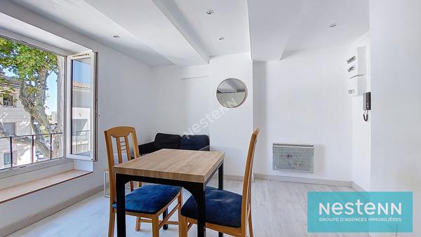 ISTRES, Appartement type 2, en duplex, situe en peripherie du centre ancien