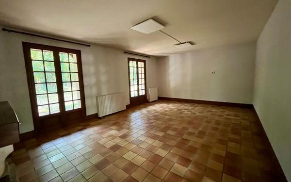 Maison à vendre    5 pièces •  Brie