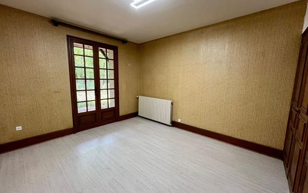 Maison à vendre    5 pièces •  Brie