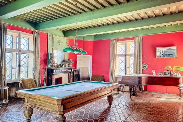 Vente Château Pont-Saint-Esprit 9 Pièces 385 m²