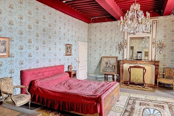 Vente Château Pont-Saint-Esprit 9 Pièces 385 m²
