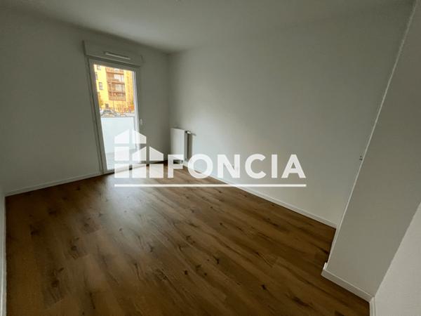Location Appartement 2 pièces 40.6 m² - 3BIS RUE DES ROMAINS Reims 51100