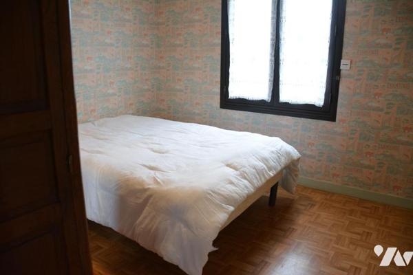 Vente sur la commune de Vaiges maison d'habitation avec garage et jardin