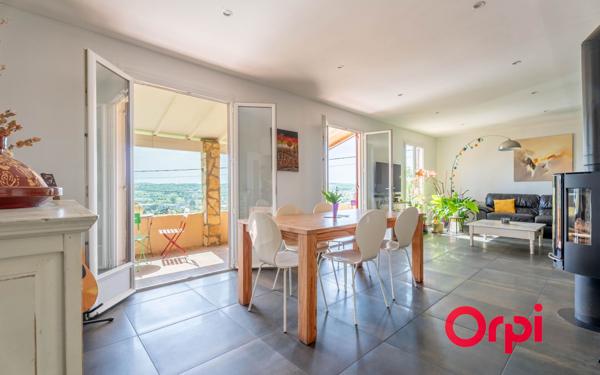 Maison à vendre    6 pièces • 185,43 m2 Lozanne
