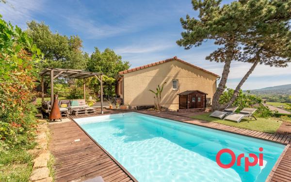 Maison à vendre    6 pièces • 185,43 m2 Lozanne