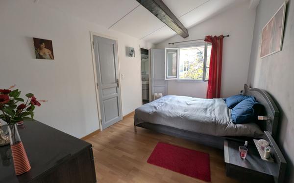 Maison à vendre    3 pièces • 69 m2 Toulon