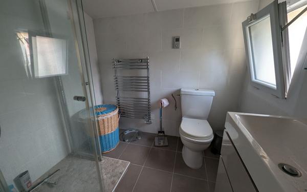 Maison à vendre    3 pièces • 69 m2 Toulon