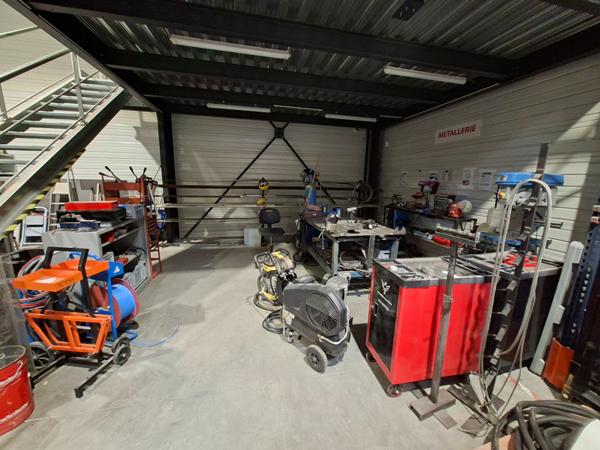 Local commercial Les Achards 808 m2 , Les achards
