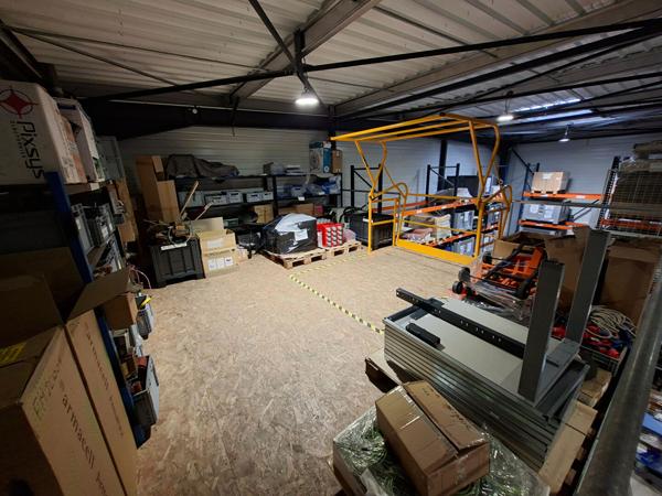 Local commercial Les Achards 808 m2 , Les achards