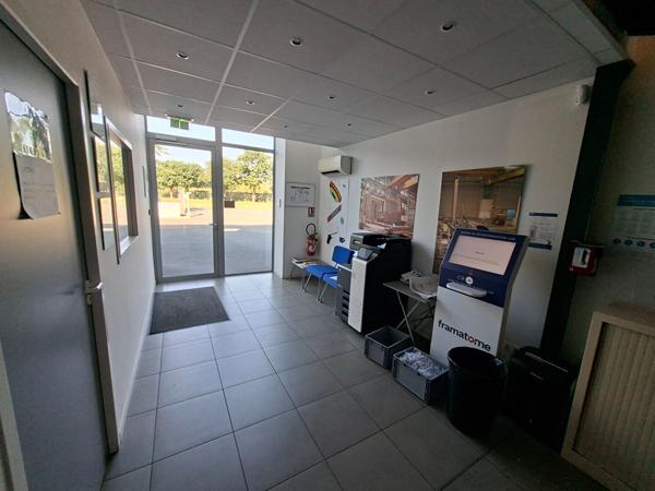 Local commercial Les Achards 808 m2 , Les achards