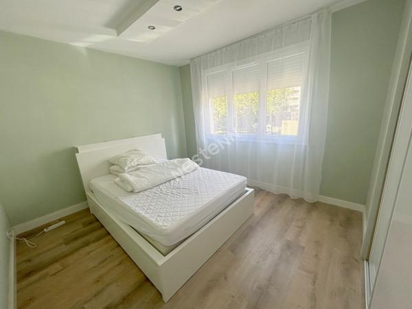 Appartement Villeurbanne MARENGO 88 m² - T4 - Balcon - garage et place de parking