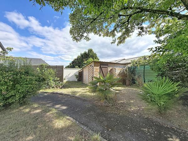 Maison Saint Sylvain D'Anjou - 6 pièces - 209 m2