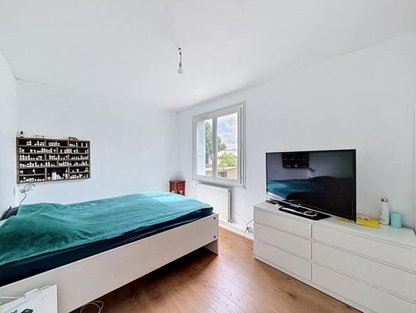 Maison Saint Sylvain D'Anjou - 6 pièces - 209 m2