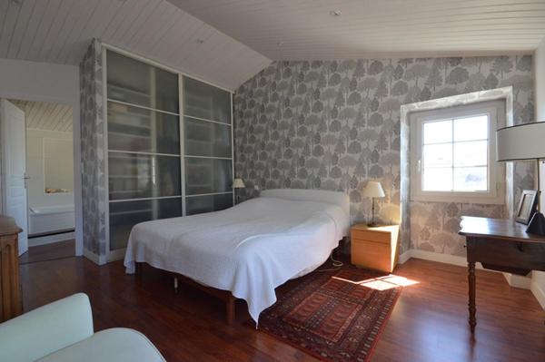 Belle grande maison avec dépendances 17 LA ROCHELLE MARSILLY