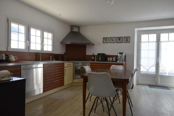 Belle grande maison avec dépendances 17 LA ROCHELLE MARSILLY