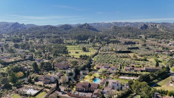 Villa contemporaine haut de gamme avec piscine – Saint-Rémy-de-Provence