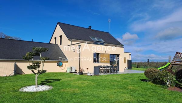 Maison à OMBREE D ANJOU, 49420 - 8 pièces 153m²