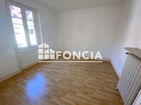 Location Appartement 6 pièces 168.2 m² - 15 BLD DU CHAMPS DE MARS Colmar 68000