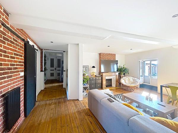 APPARTEMENT T4 CHARMANT, ATYPIQUE ET LUMINEUX AVEC CAVE ET JARDIN