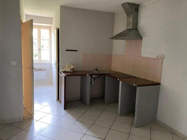 Appartement à louer aux Vans (07140)