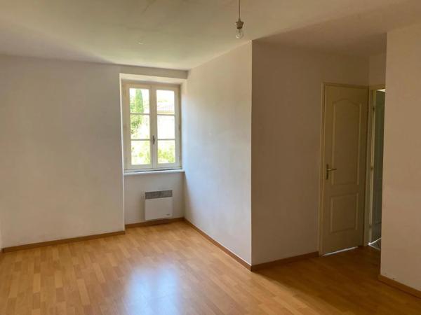 Appartement à louer aux Vans (07140)