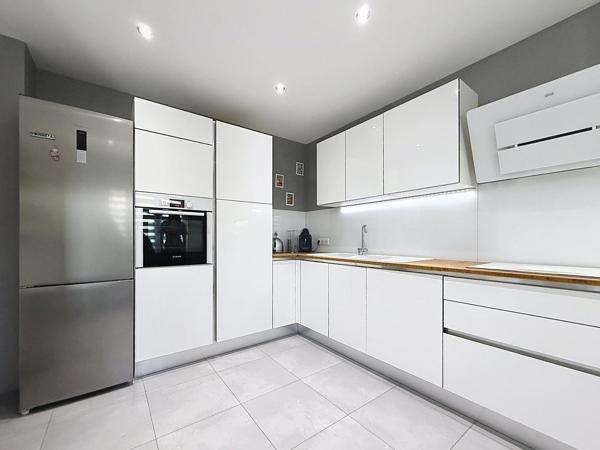 Maison moderne prête à accueillir ses prochains propriétaires