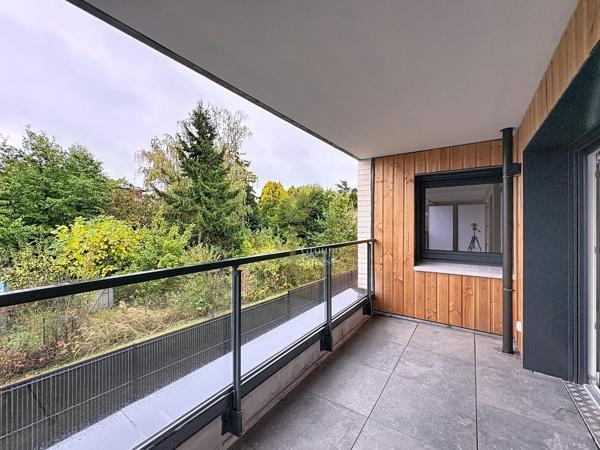 T3 avec terrasse dans quartier résidentiel privilégié