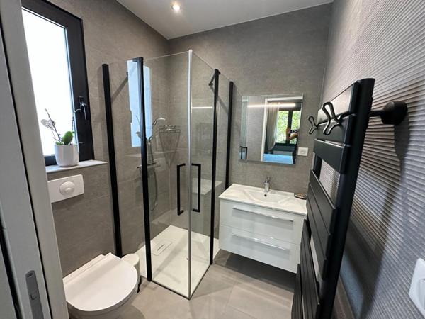 Villa T5 spacieuse avec une architecture moderne - 20240 VENTISERI - HAUTE CORSE - FRANCE