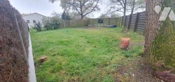 TERRAIN A BATIR + PERMIS DE CONSTRUIRE (maison 67m² + garage 21m²)