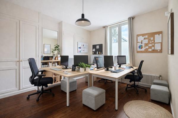 Bureaux Comme à la Maison 257m2