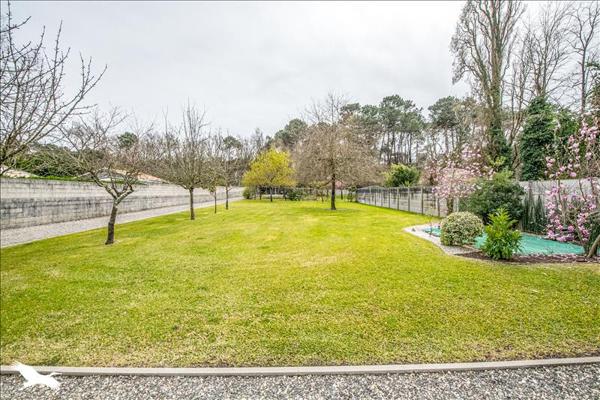 Maison à vendre |  Mérignac |  5 pièces | 125 m²