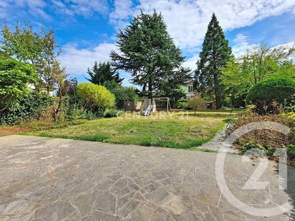 Maison à vendre  6 pièces - 190 m 2   NOISY LE GRAND  - 93