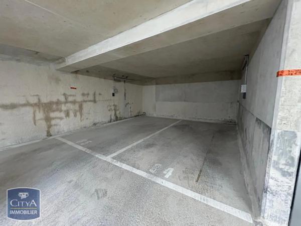 Parking à louer