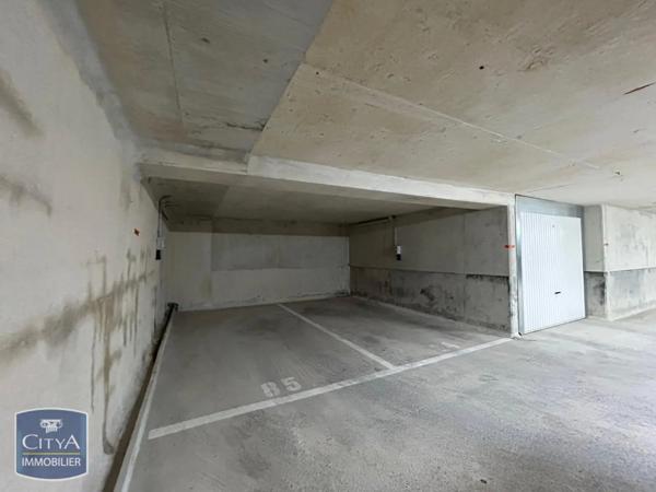 Parking à louer