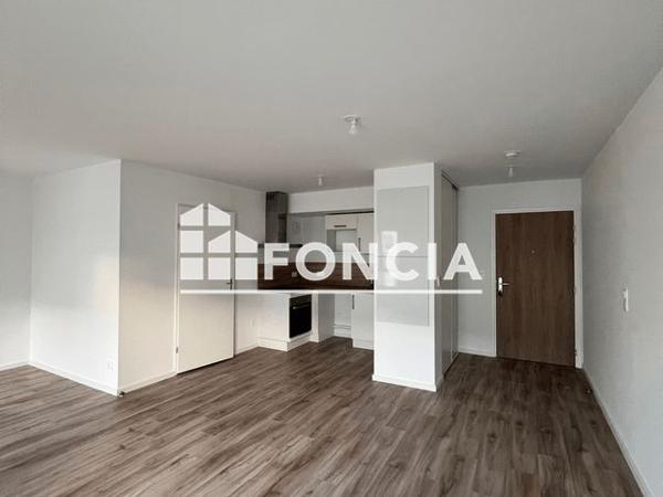 Location Studio 42.48 m² - 1 avenue du Général Leclerc Deville-les-rouen 76250