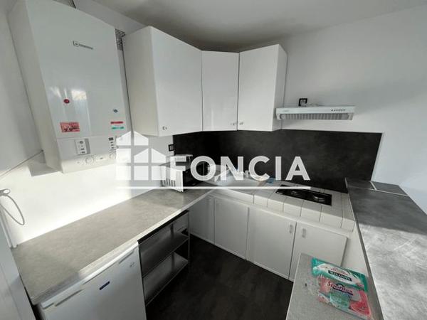 Location Studio meublé 32.37 m² - RESIDENCE CAULET Bordeaux 33000