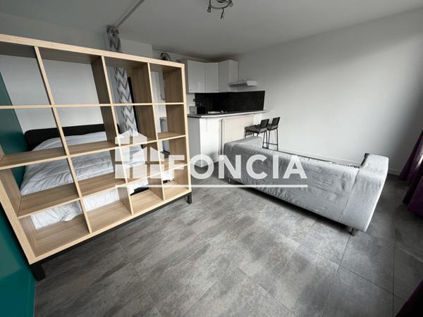 Location Studio meublé 32.37 m² - RESIDENCE CAULET Bordeaux 33000