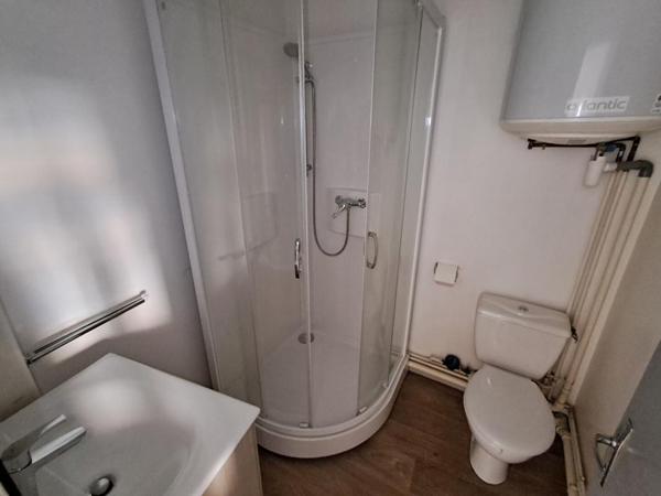 Immeuble Vesoul 3 appartements et 1 local commercial à 189 900 euros