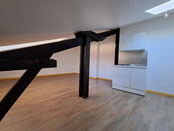 Immeuble Vesoul 3 appartements et 1 local commercial à 189 900 euros
