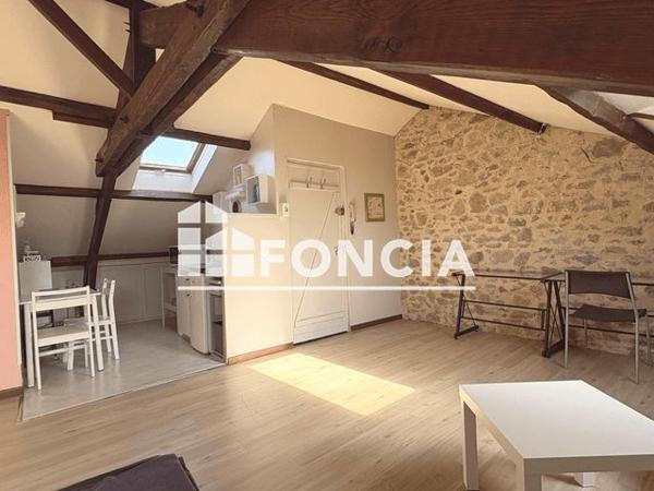 Location Studio meublé 22.6 m² - 9 RUE HYACINTHE FAURE Limoges 87100