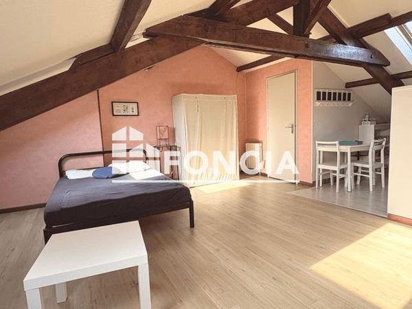 Location Studio meublé 22.6 m² - 9 RUE HYACINTHE FAURE Limoges 87100