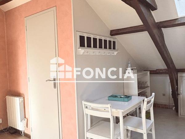 Location Studio meublé 22.6 m² - 9 RUE HYACINTHE FAURE Limoges 87100