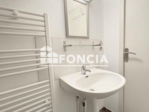 Location Studio meublé 22.6 m² - 9 RUE HYACINTHE FAURE Limoges 87100