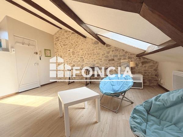 Location Studio meublé 22.6 m² - 9 RUE HYACINTHE FAURE Limoges 87100